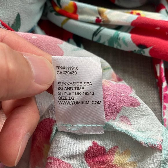 Yumi Kim Floral Island Time Wrap Front Dress Large - Picture 7 of 9